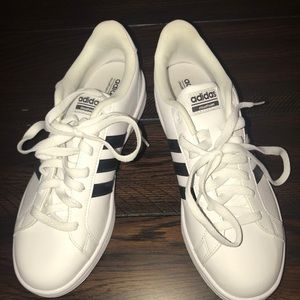 Woman’s Adidas Sneakers